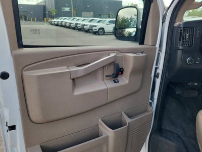 2022 Chevrolet Express 3500 Work Van Cargo