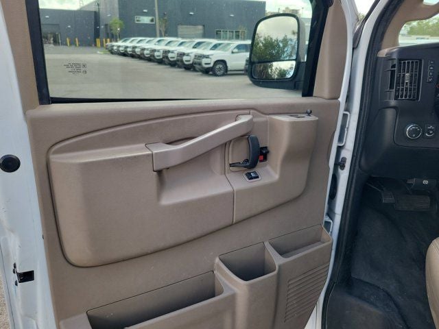 2022 Chevrolet Express 3500 Work Van Cargo
