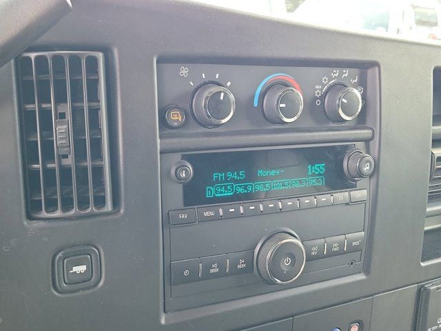 2022 Chevrolet Express 3500 Work Van Cargo