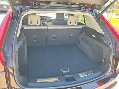 2021 Cadillac XT4 Premium Luxury