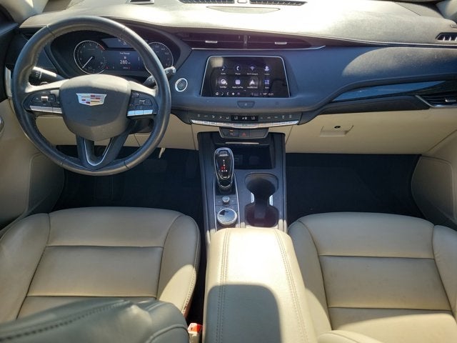 2021 Cadillac XT4 Premium Luxury