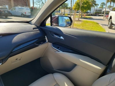 2021 Cadillac XT4 Premium Luxury