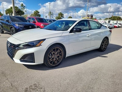 2025 Nissan Altima 2.5 SR