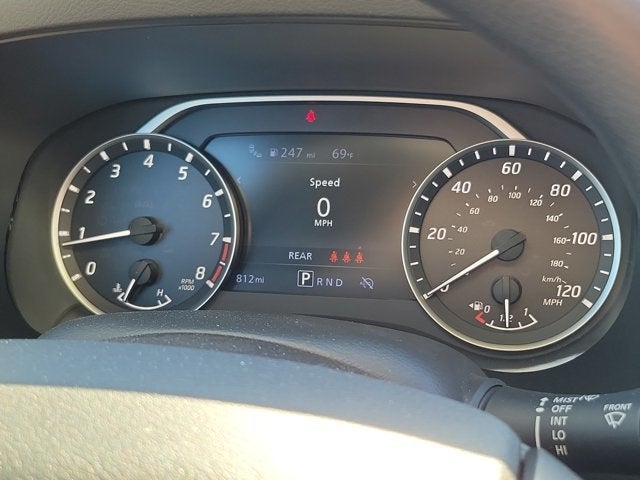 2025 Nissan Frontier SV