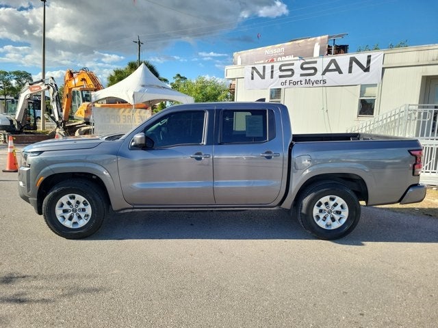 2024 Nissan Frontier SV