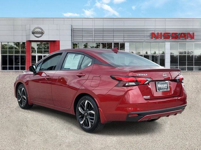 2025 Nissan Versa 1.6 SR