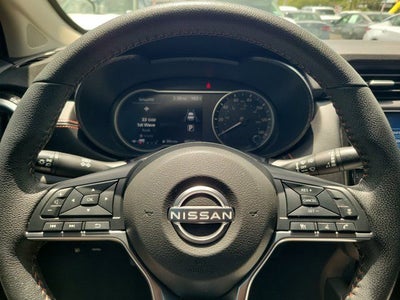 2023 Nissan Versa 1.6 SR