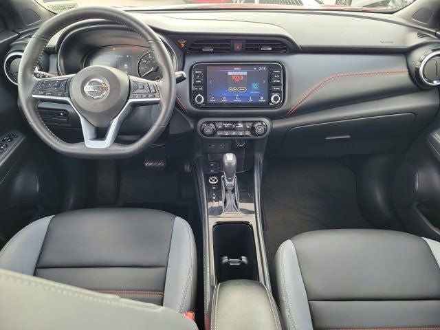 2021 Nissan Kicks SR