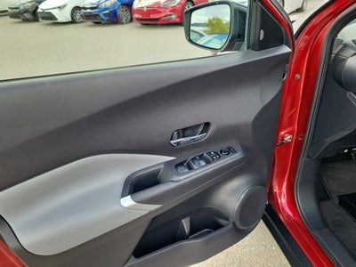 2021 Nissan Kicks SR