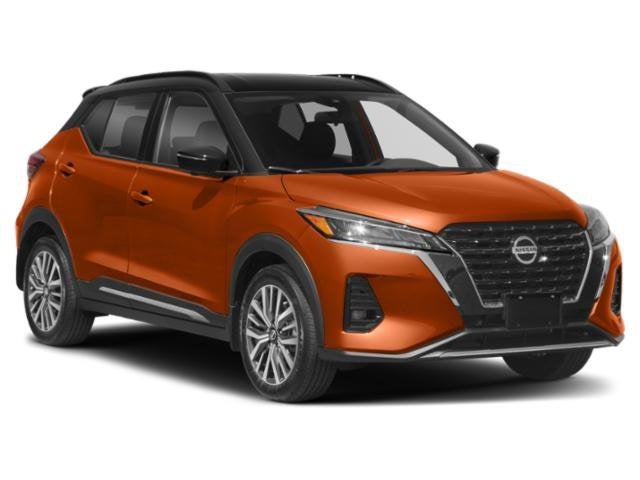 2021 Nissan Kicks SR