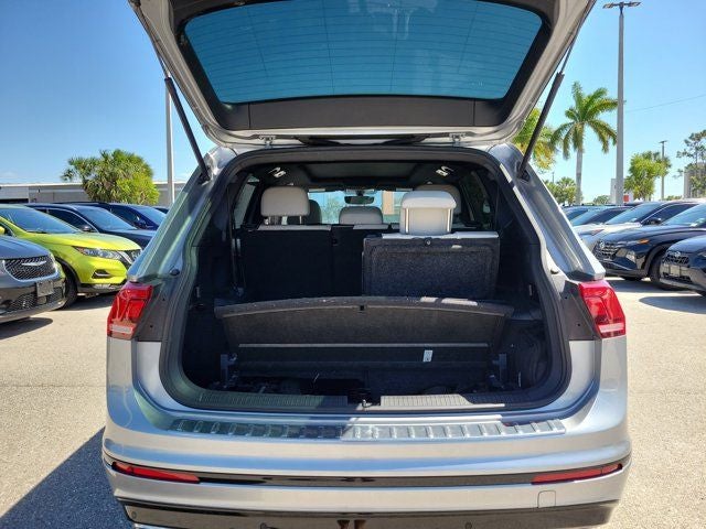 2021 Volkswagen Tiguan 2.0T SE R-Line Black