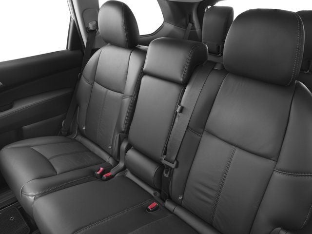 2016 Nissan Pathfinder SL