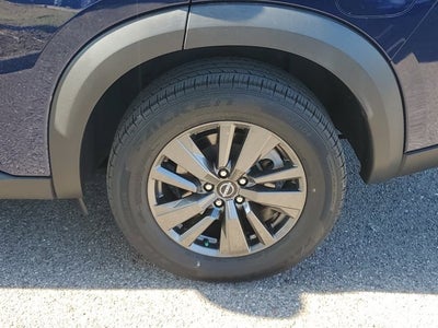 2022 Nissan Pathfinder S