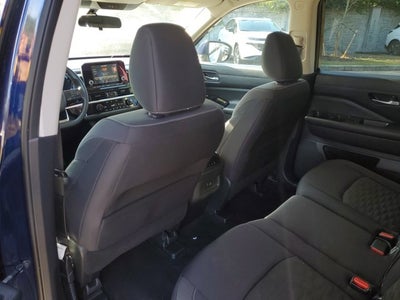 2022 Nissan Pathfinder S