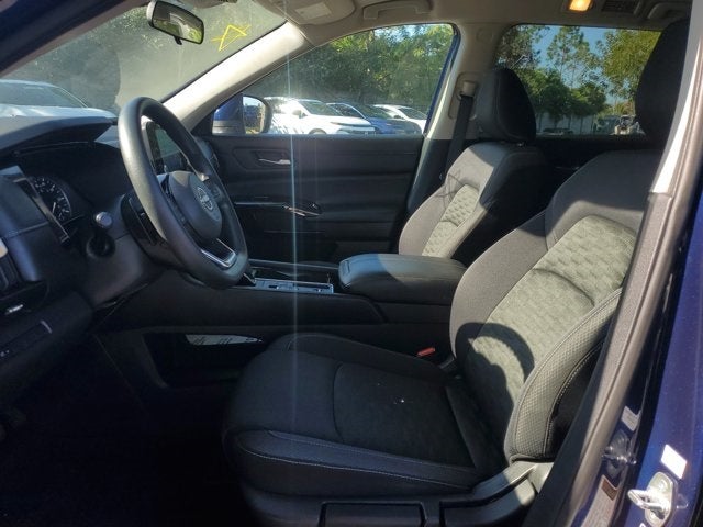 2022 Nissan Pathfinder S