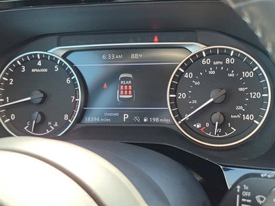 2025 Nissan Pathfinder SV