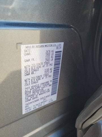 2024 Nissan Pathfinder SL