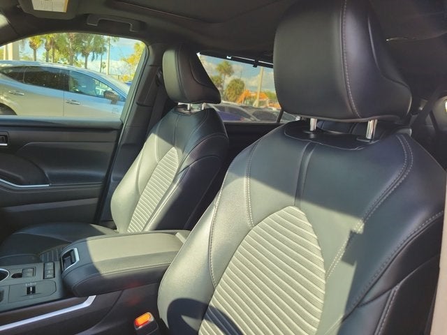 2021 Toyota Highlander XSE