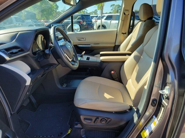 2024 Toyota Sienna XLE 7 Passenger
