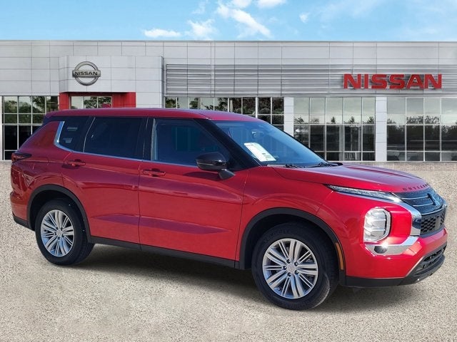 2024 Mitsubishi Outlander ES