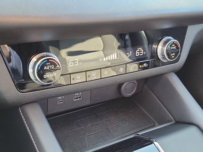 2024 Mitsubishi Outlander ES