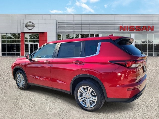 2024 Mitsubishi Outlander ES