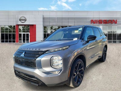 2022 Mitsubishi Outlander SE