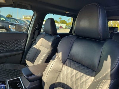 2023 Mitsubishi Outlander SEL Black Edition