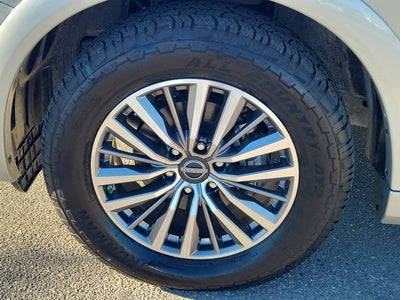 2022 Nissan Armada SV