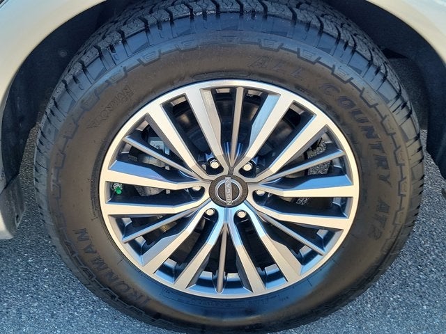 2022 Nissan Armada SV