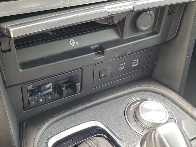 2023 Nissan Armada SV