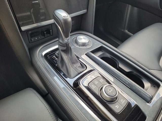 2024 Nissan Armada SV