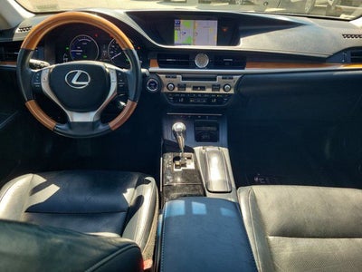 2013 Lexus ES 300h