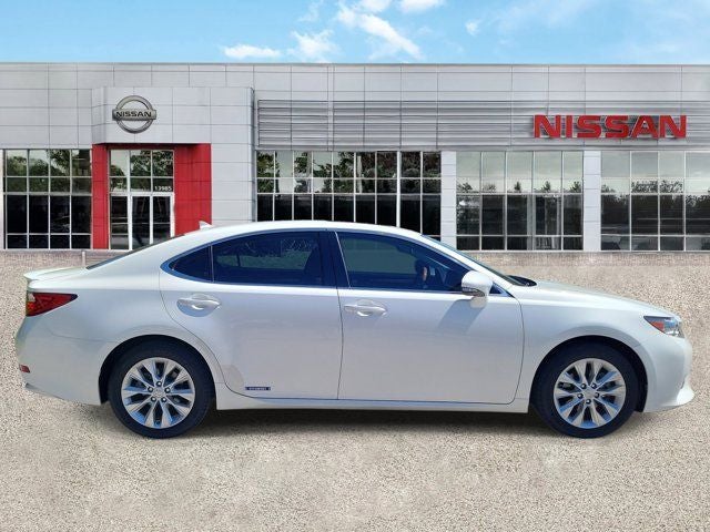 2013 Lexus ES 300h