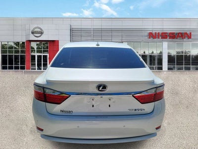 2013 Lexus ES 300h