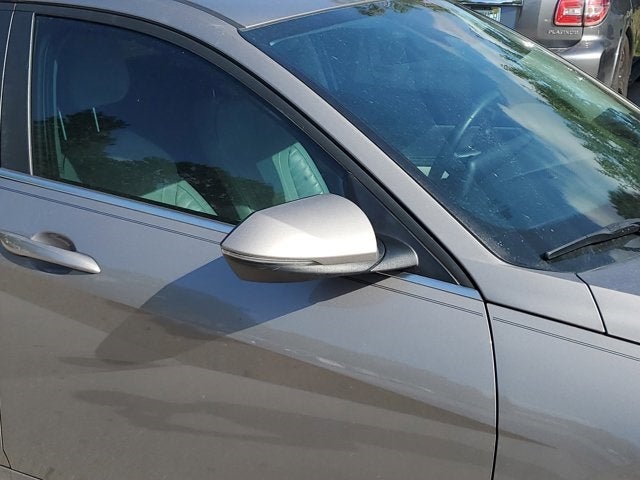 2022 Hyundai Elantra Limited