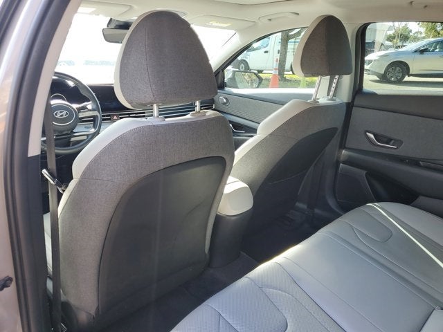 2022 Hyundai Elantra Limited