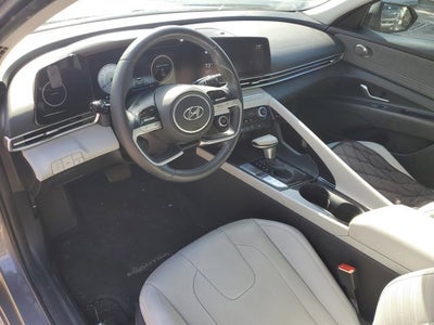 2022 Hyundai Elantra Limited