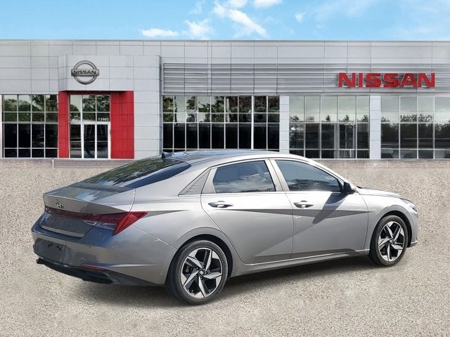 2022 Hyundai Elantra Limited