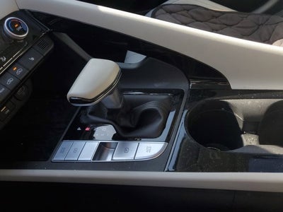 2022 Hyundai Elantra Limited