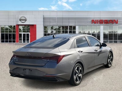 2022 Hyundai Elantra Limited