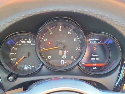 2020 Porsche Macan Base