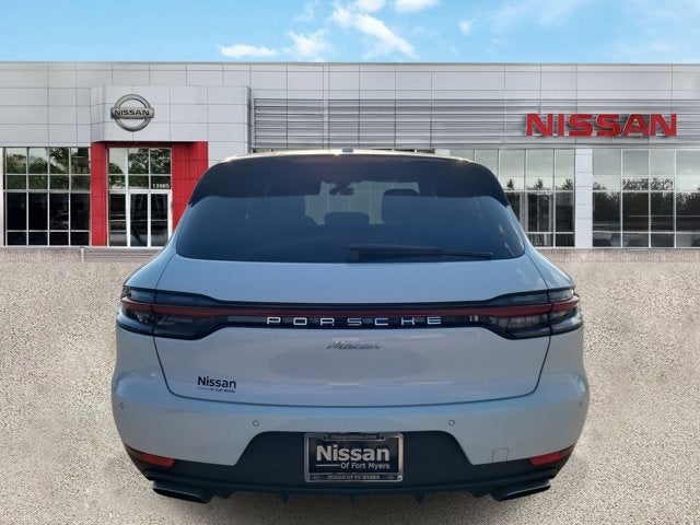 2020 Porsche Macan Base