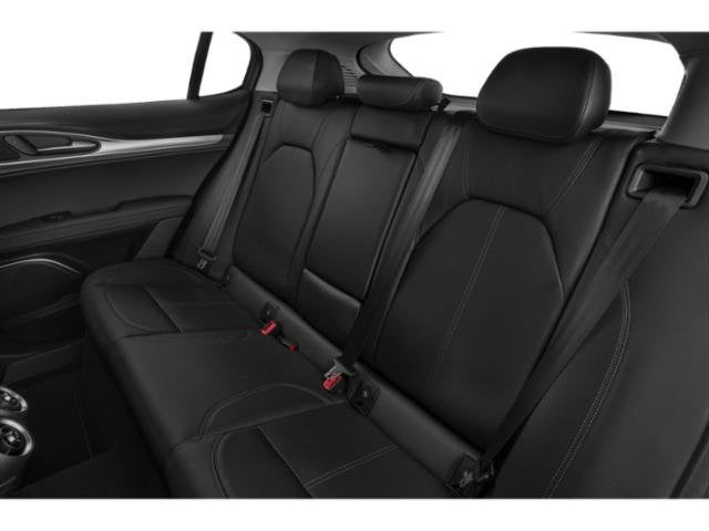 2020 Alfa Romeo Stelvio Base