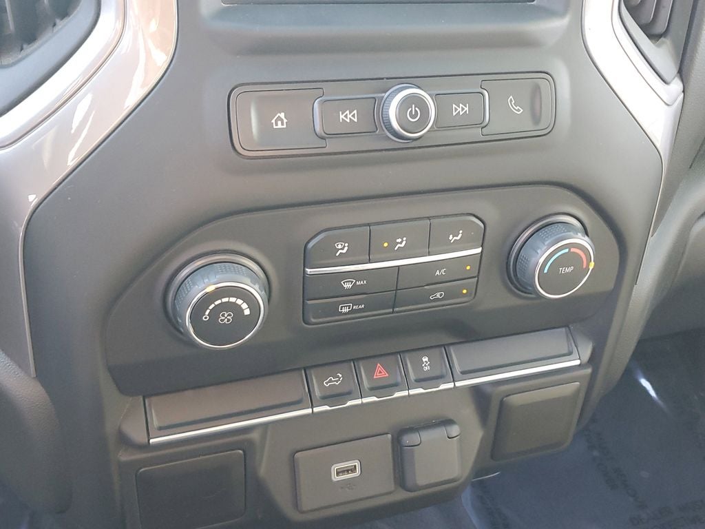 2020 Chevrolet Silverado Custom