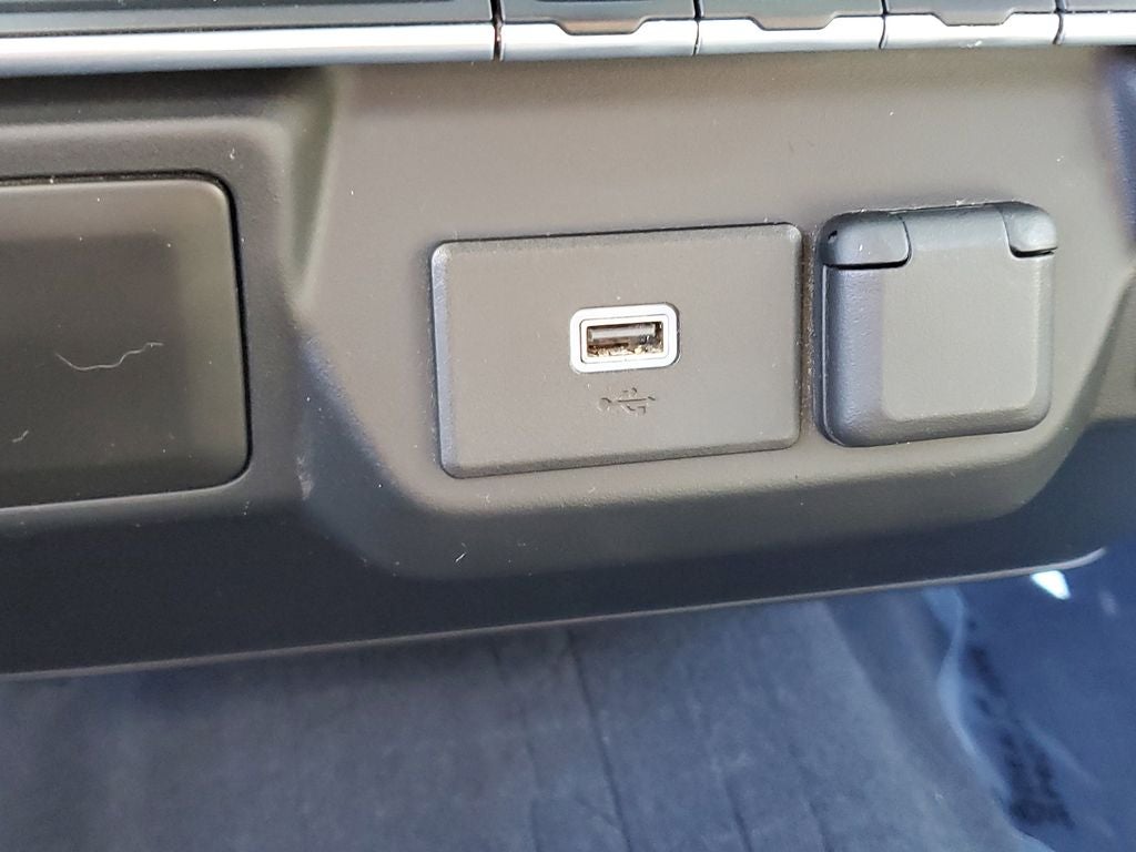 2020 Chevrolet Silverado Custom