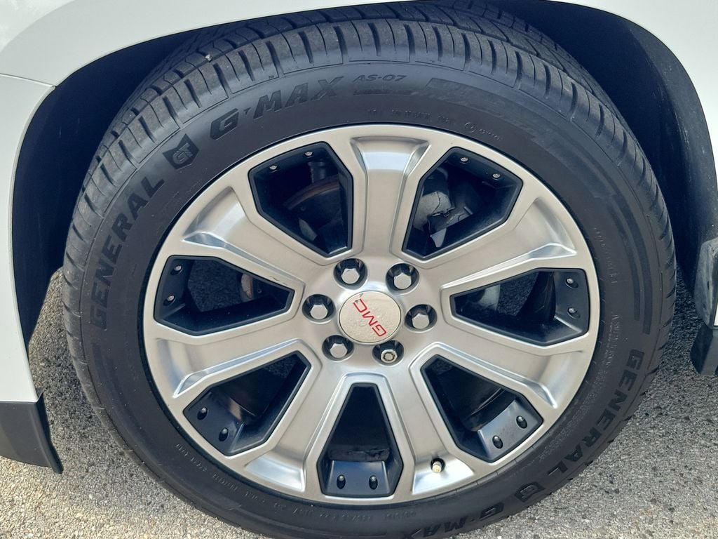 2017 GMC Yukon SLT