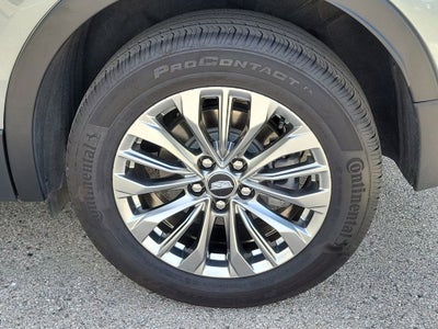 2025 Cadillac XT4 FWD Premium Luxury