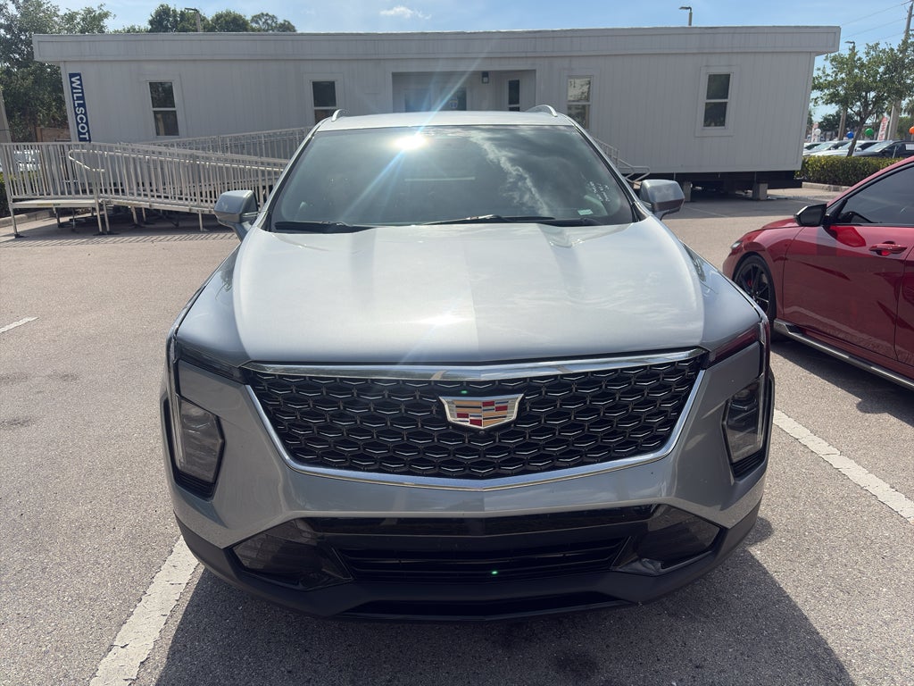2025 Cadillac XT4 FWD Premium Luxury