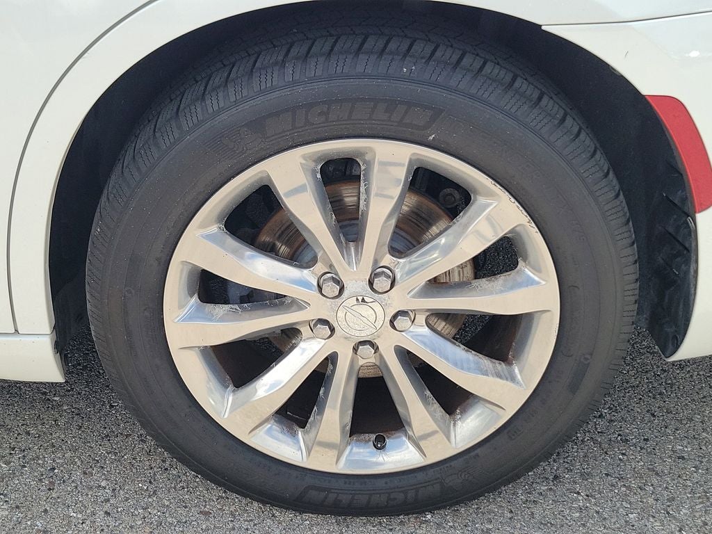 2016 Chrysler 300 Limited